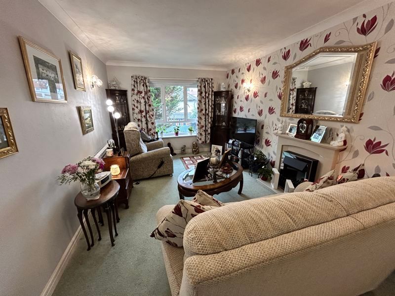 Property photo 3 of 14 Photo 5