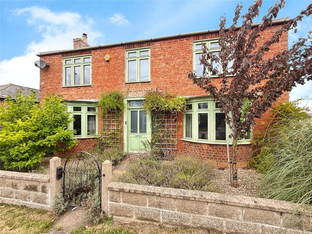 Property photo 1 of 25 Picture No. 06
