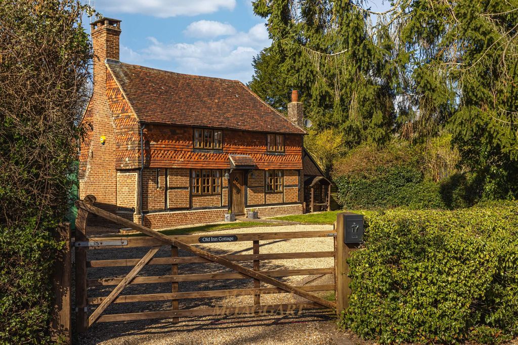 Property photo 1 of 26