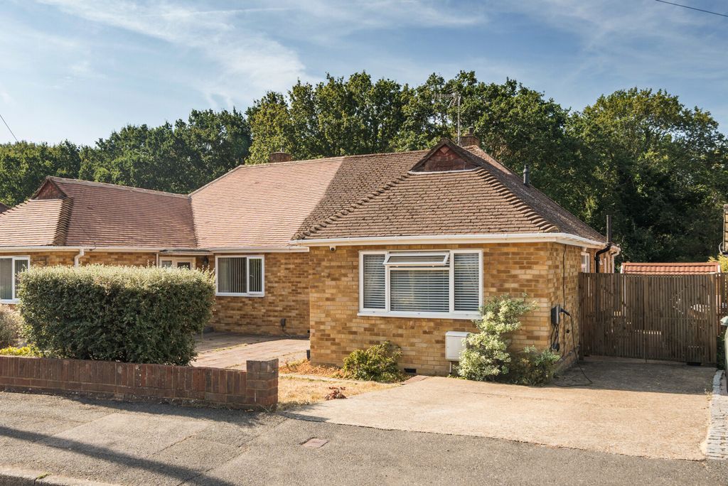 Property photo 1 of 16 Front