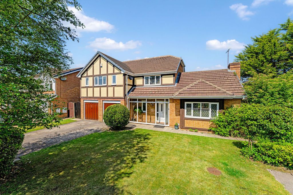 Property photo 1 of 39