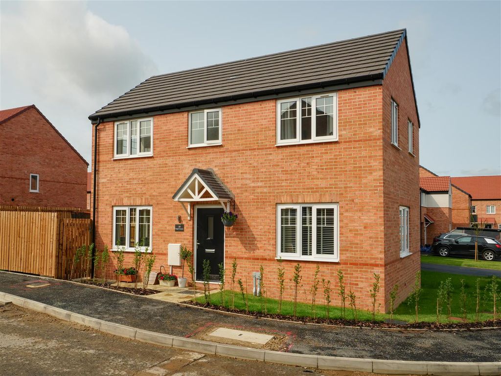 Property photo 1 of 19 External