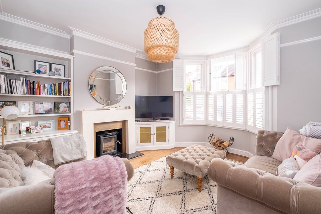 Property photo 3 of 16