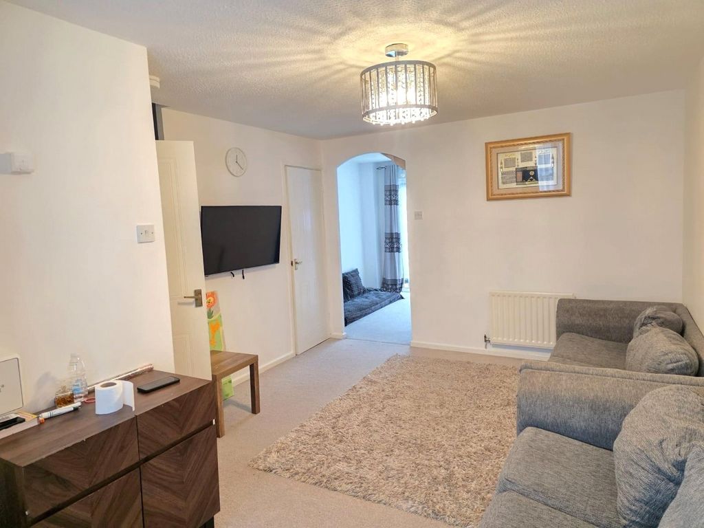 Property photo 2 of 18 Picture No. 17