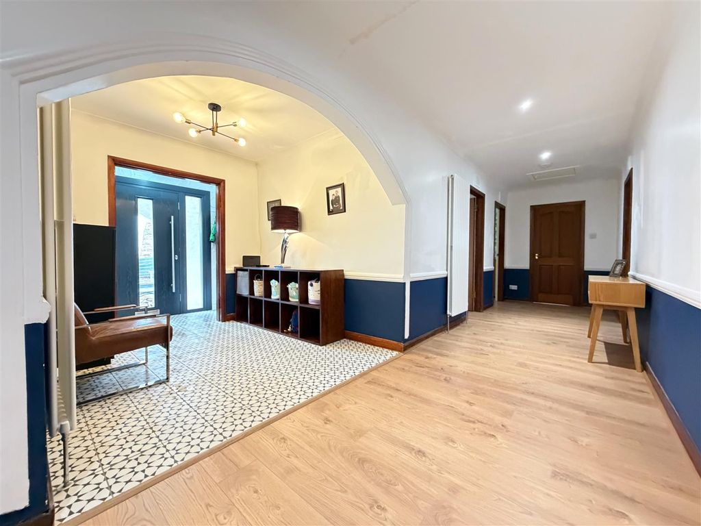 Property photo 2 of 26 Hall