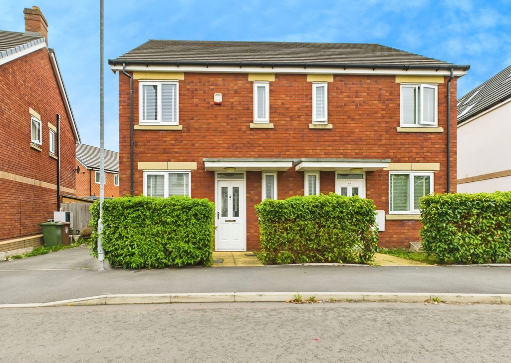 Property photo 1 of 22