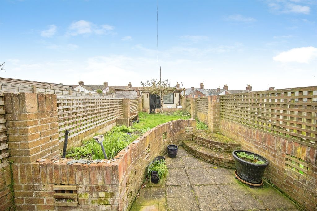 Property photo 2 of 13