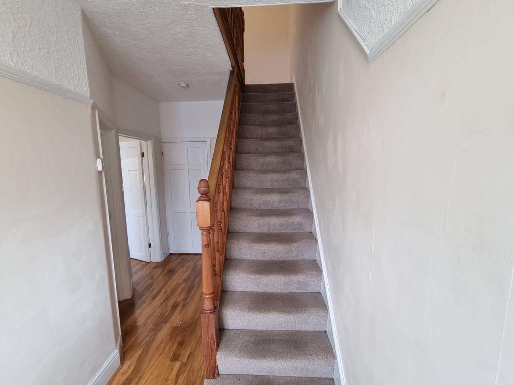 Property photo 2 of 15 Gallery