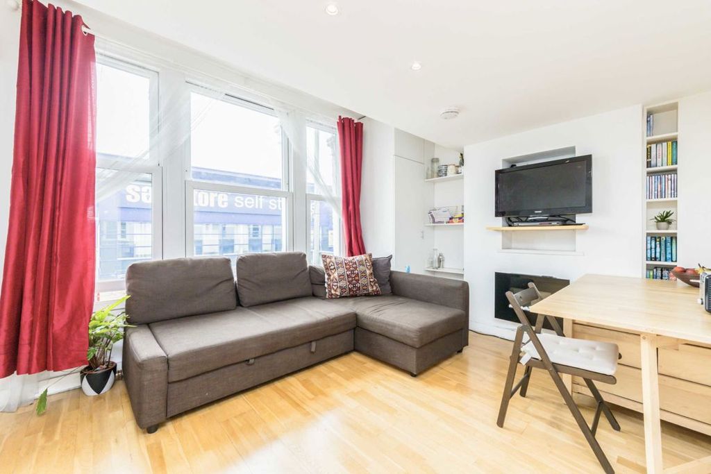 Property photo 1 of 6