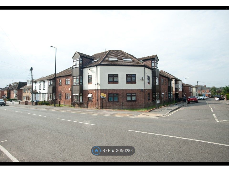 Property photo 3 of 33