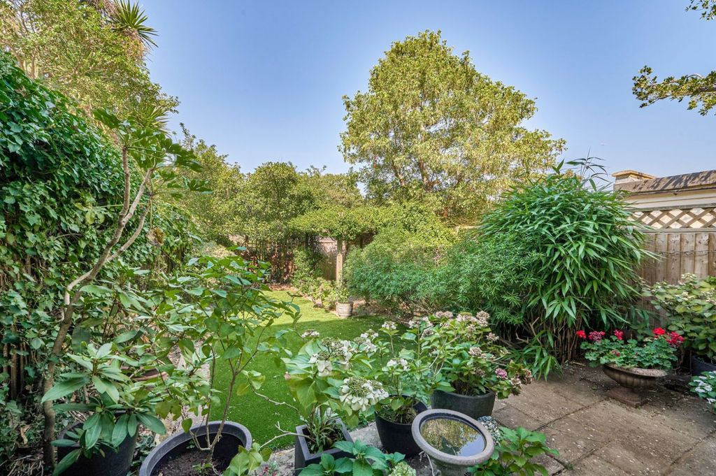 Property photo 3 of 15 Picture No. 26