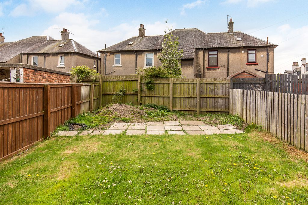 Additional image 8 of 2 bed maisonette for saleRoxburgh Street, Grangemouth FK3