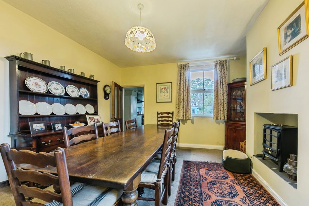 Property photo 3 of 18 Pbox-Img.Jpg