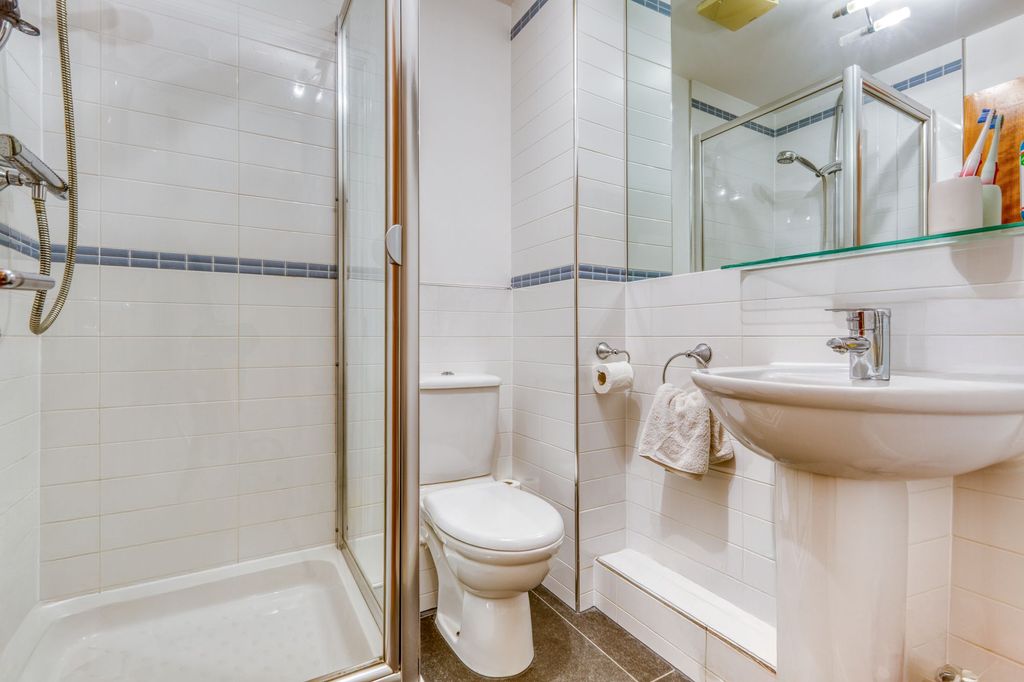 Additional image 18 of 3 bed flat for sale9 West Park Apartments, St Helier JE2