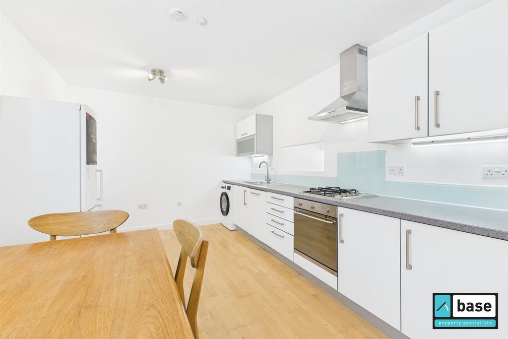 Property photo 3 of 26 Kitchen Diner