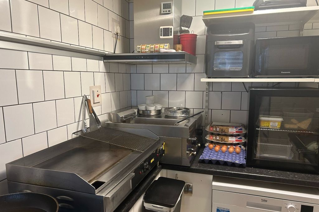 Property photo 2 of 7