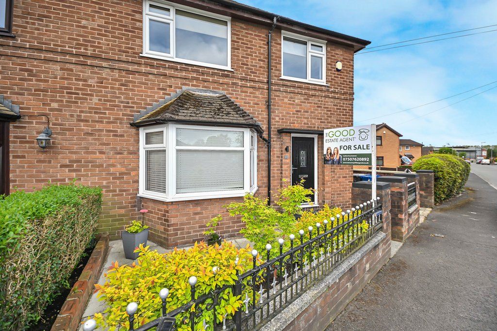 Property photo 2 of 27