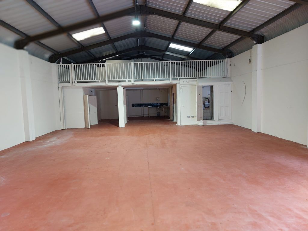 Property photo 3 of 4