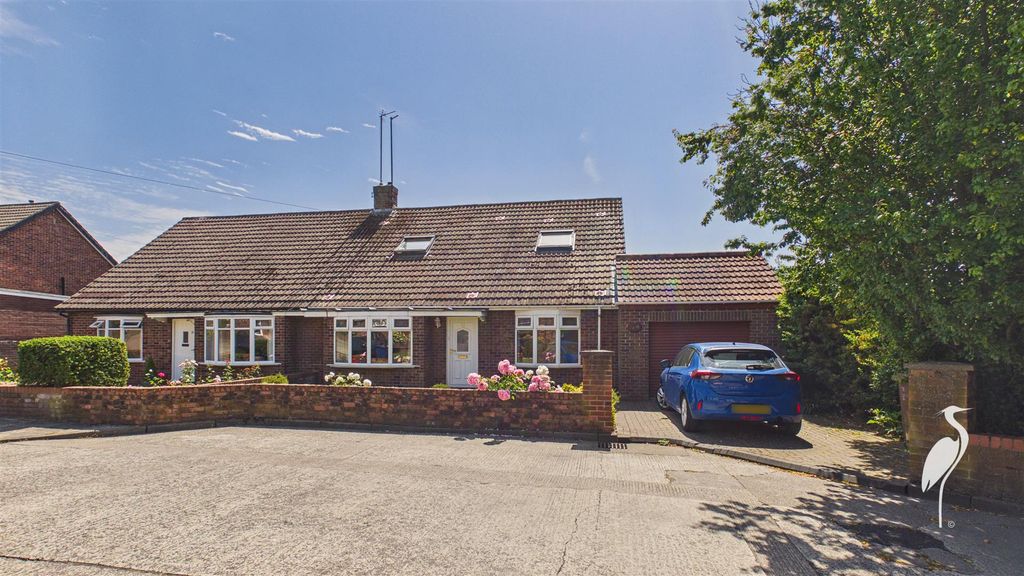 Property photo 1 of 41
