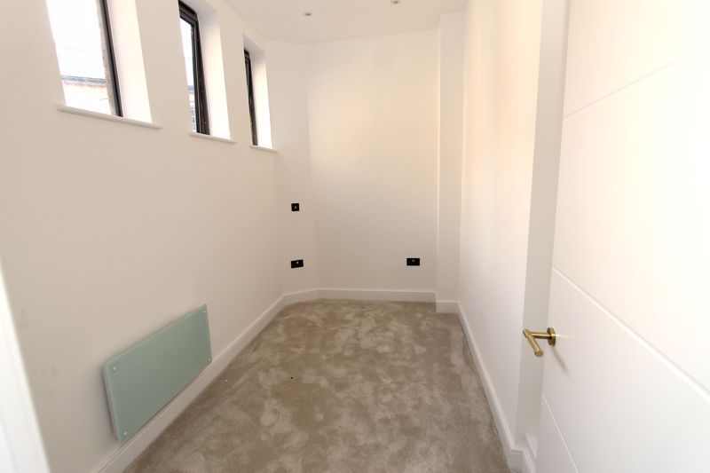 Property photo 3 of 13 Photo 17