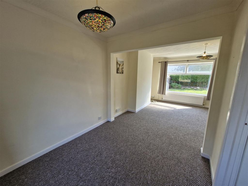 Property photo 3 of 11 11088.Jpg