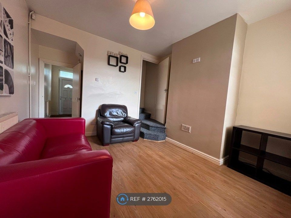 Property photo 3 of 14 Sitting Room