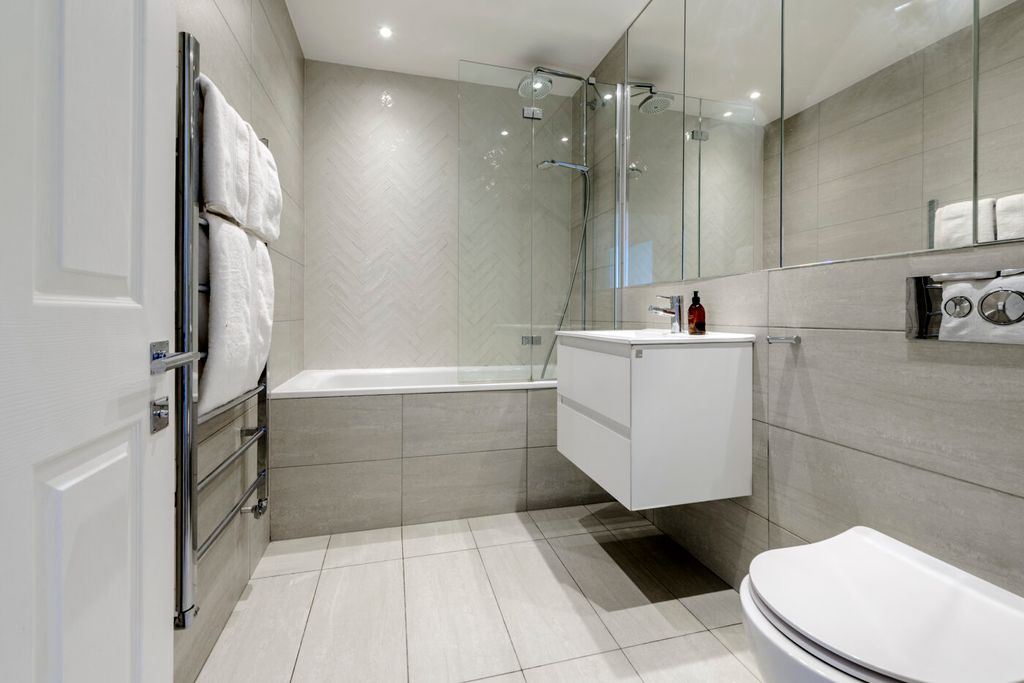 Additional image 8 of 1 bed flat for saleQueens Gate Terrace, South Kensington SW7