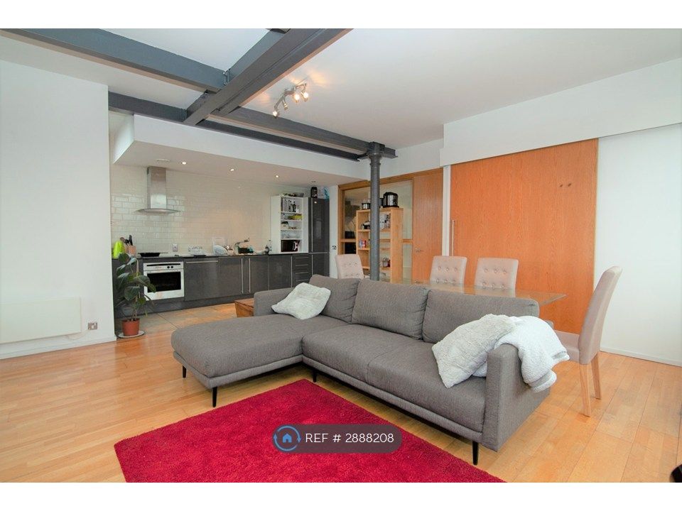 Property photo 3 of 9