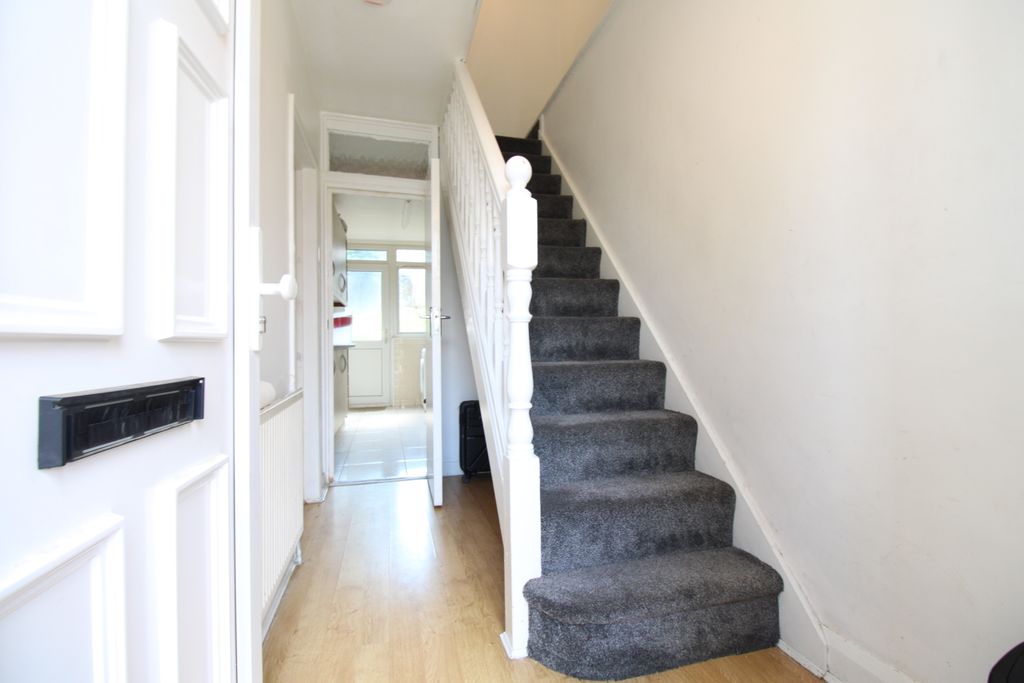 Property photo 1 of 10 Img_5802