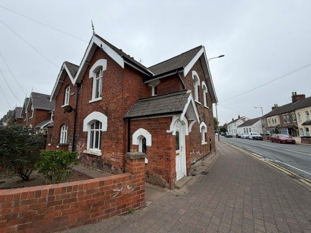 Property photo 1 of 12