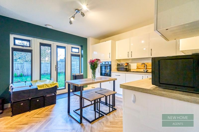 Property photo 3 of 18 Photo 14