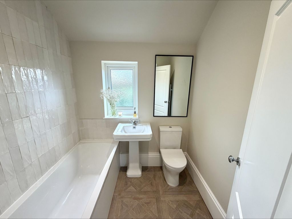 Property photo 3 of 25