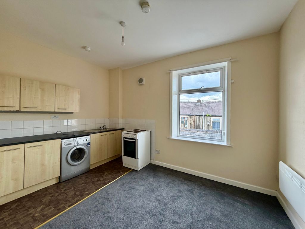 Property photo 2 of 3