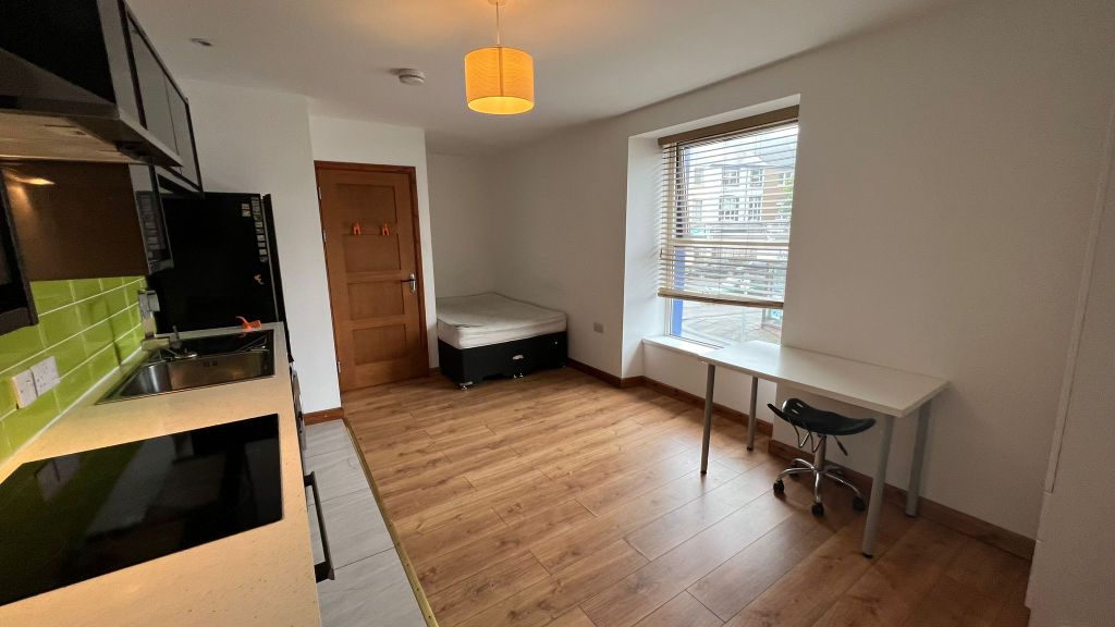 Property photo 2 of 4