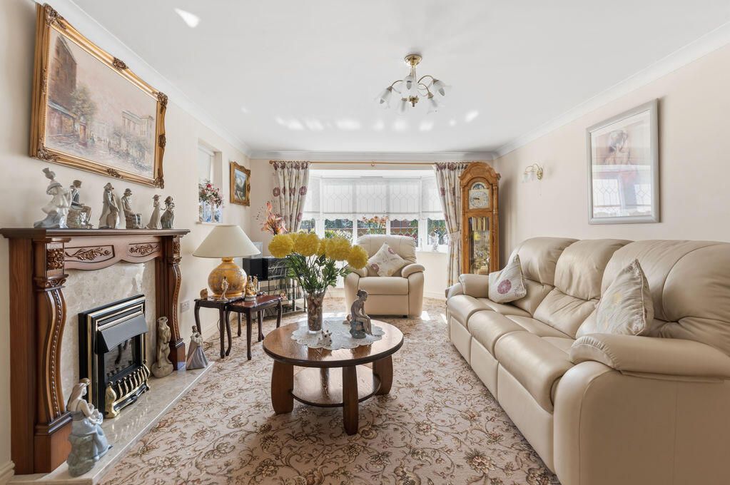 Property photo 3 of 33