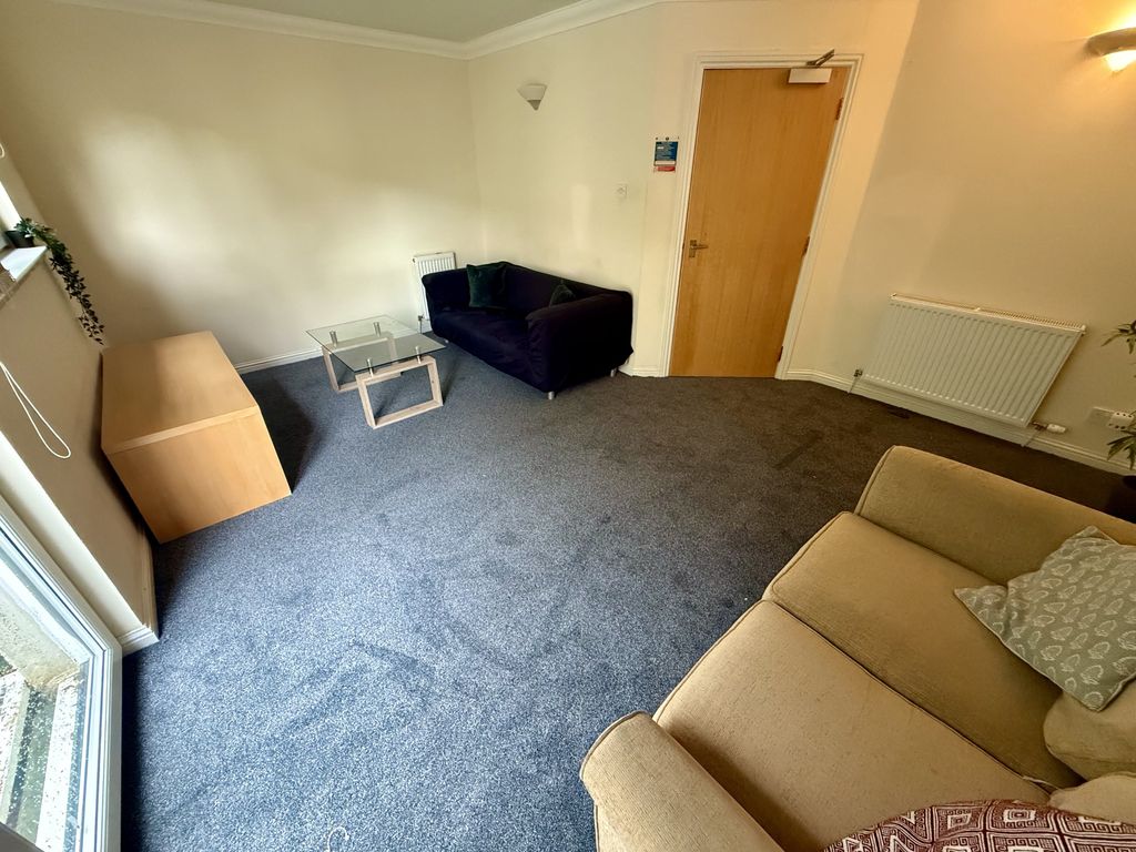 Property photo 3 of 12 Sitting Room