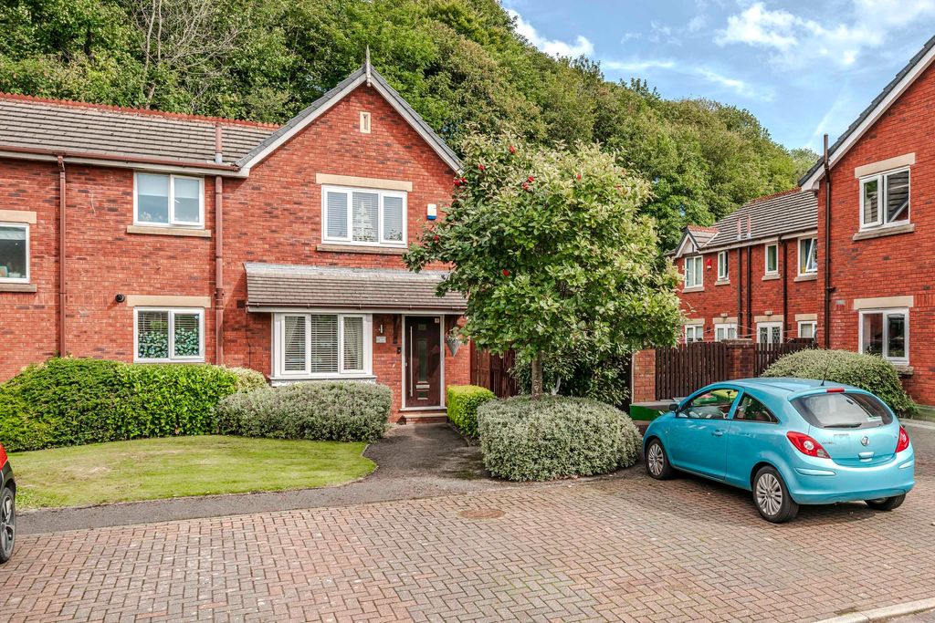 Property photo 1 of 38