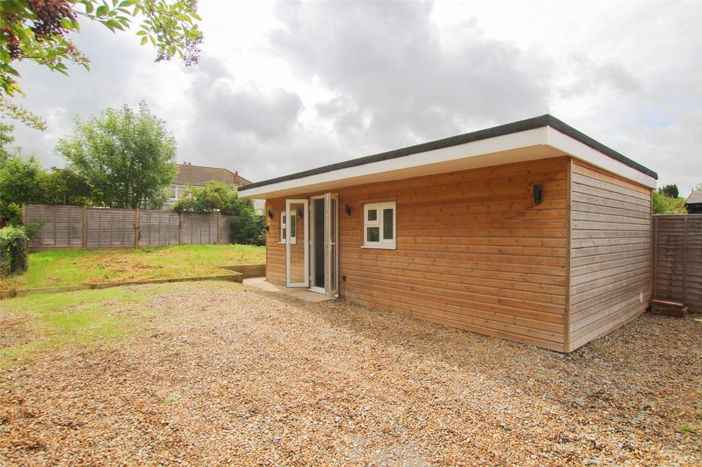 Property photo 3 of 21 Annex
