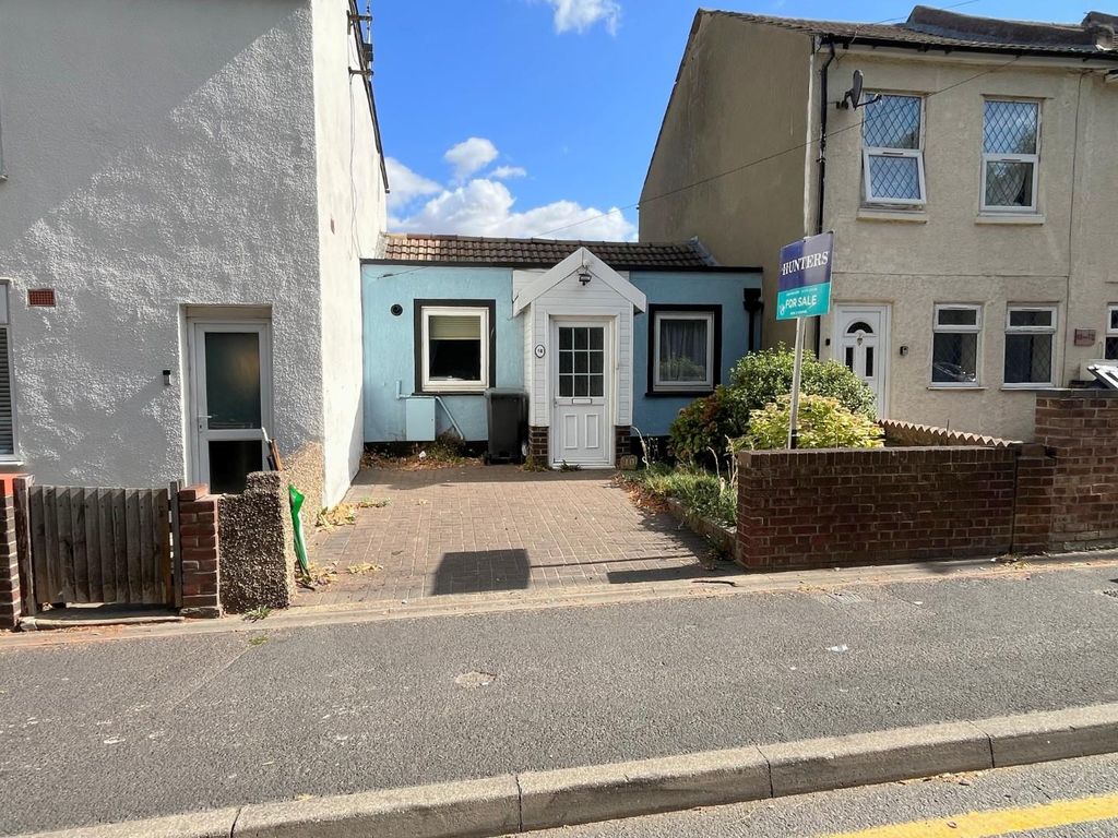 Property photo 1 of 11