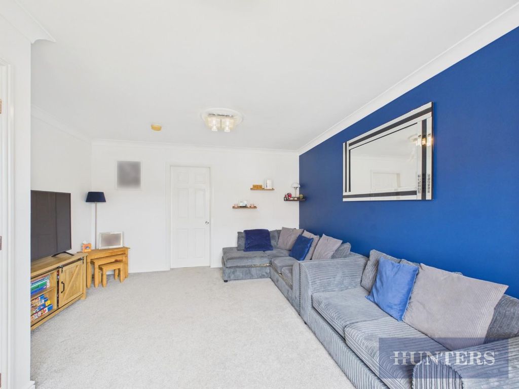 Property photo 3 of 19 Cam03444G0-Pr0091-Still004.Jpg