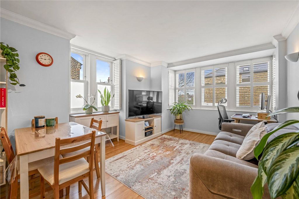 Property photo 2 of 13 Picture No. 26