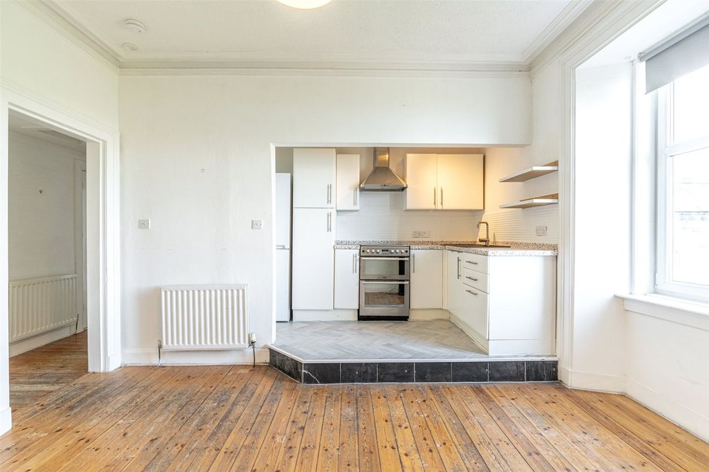 Property photo 1 of 21 Picture No. 34