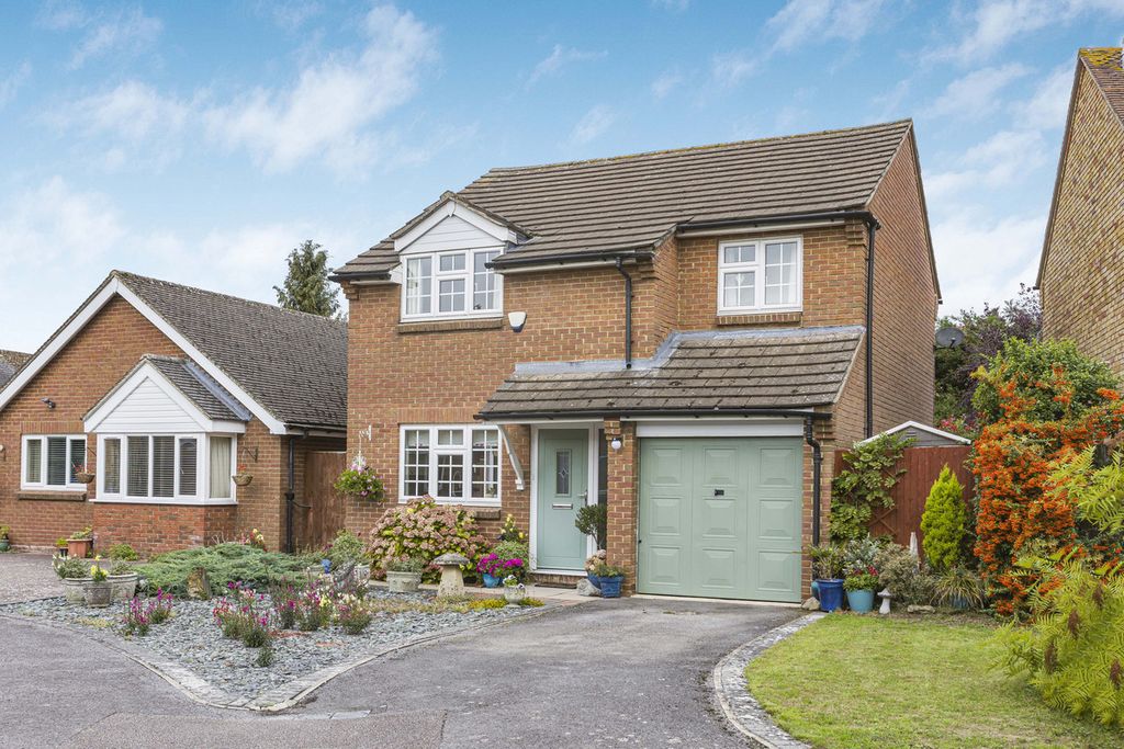 Property photo 1 of 23