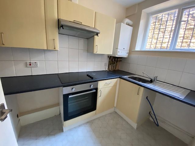 Property photo 1 of 12 Front Description 2