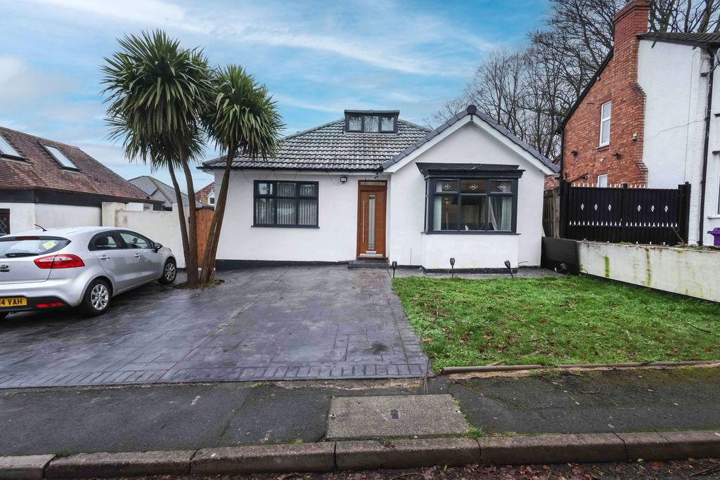 Property photo 1 of 9