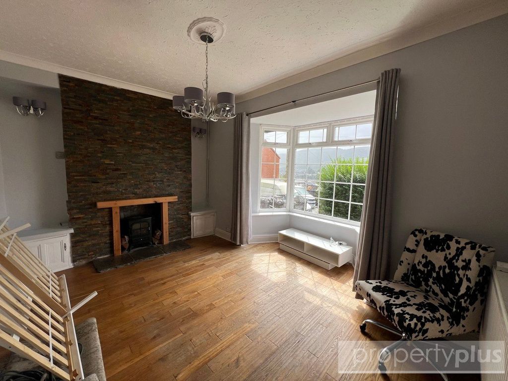 Property photo 2 of 16 Picture No. 09
