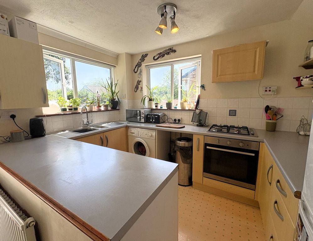 Property photo 3 of 12