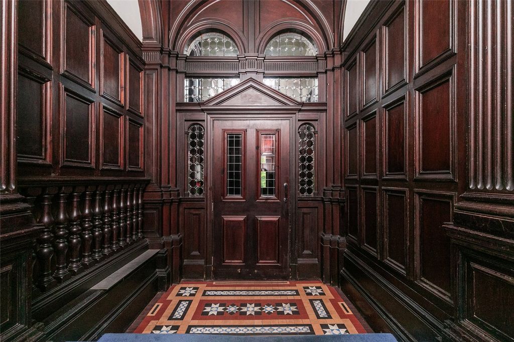 Property photo 2 of 35 Picture No. 74