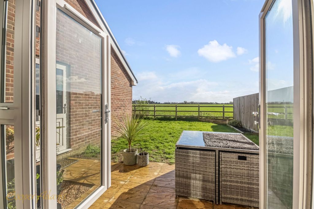 Property photo 2 of 16 Garden & View