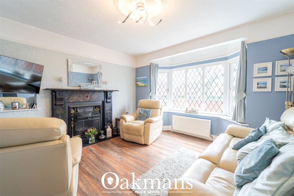 Property photo 3 of 37 Picture No. 11